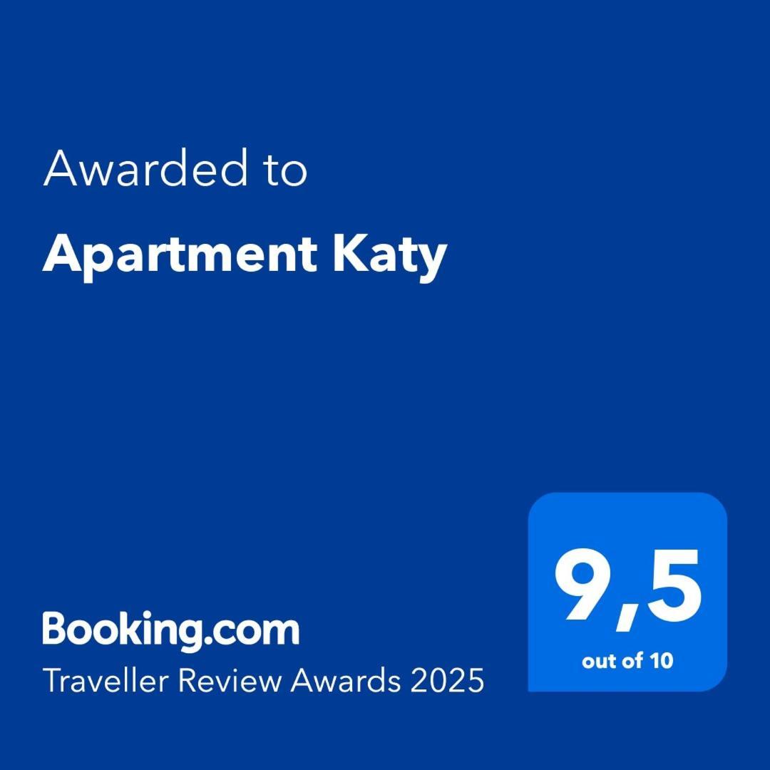 Apartment Katy Pula Exterior photo